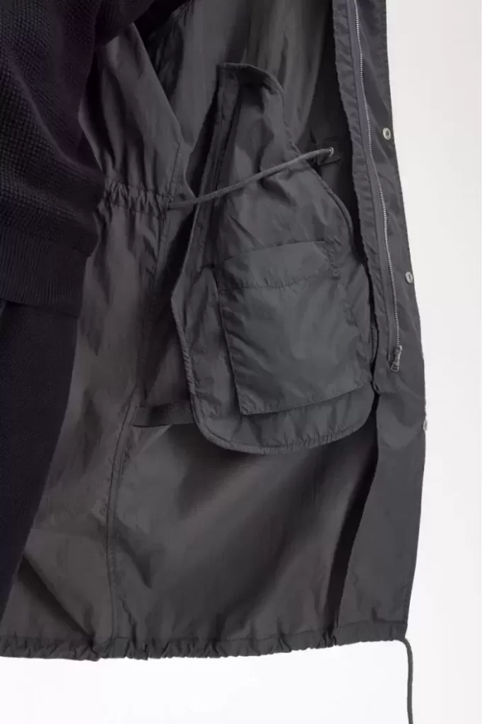 Parka de hombre con dobladillo recto