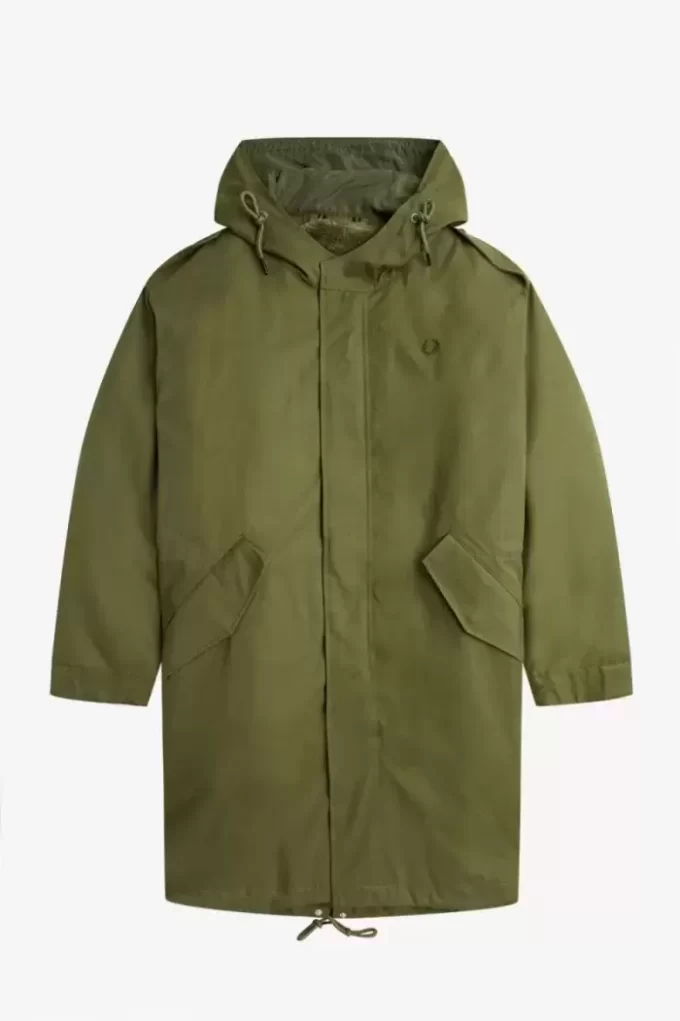 Parka de hombre con forro de piel sintética Parka de hombre con forro de piel sintética
