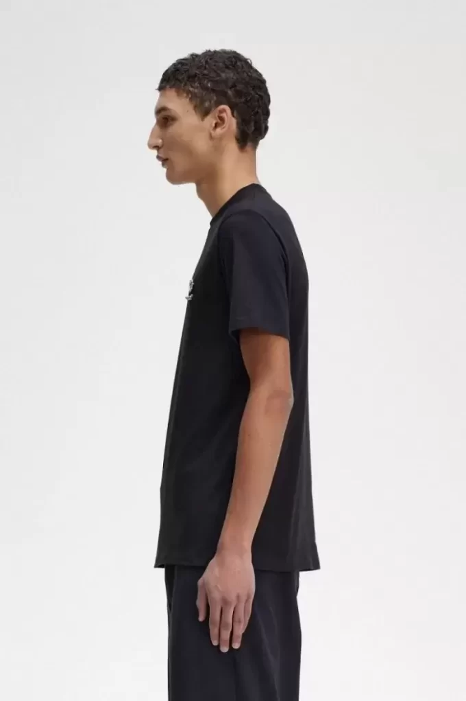 Pin de esmalte para camiseta de hombre