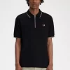 Polo de crepé piqué con cuello con cremallera para hombre Polo de crepé piqué con cuello con cremallera para hombre