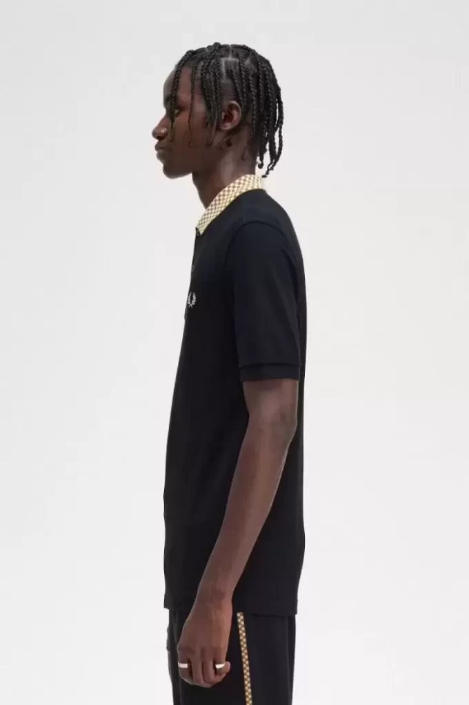 Polo de hombre con cuello de cuadros