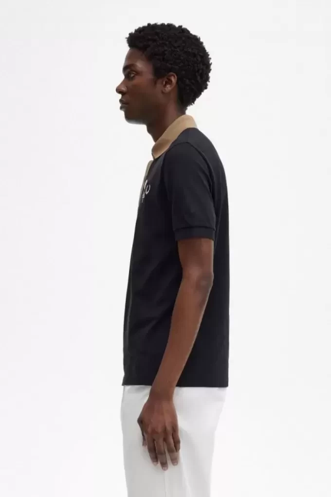 Polo de hombre con cuello en contraste