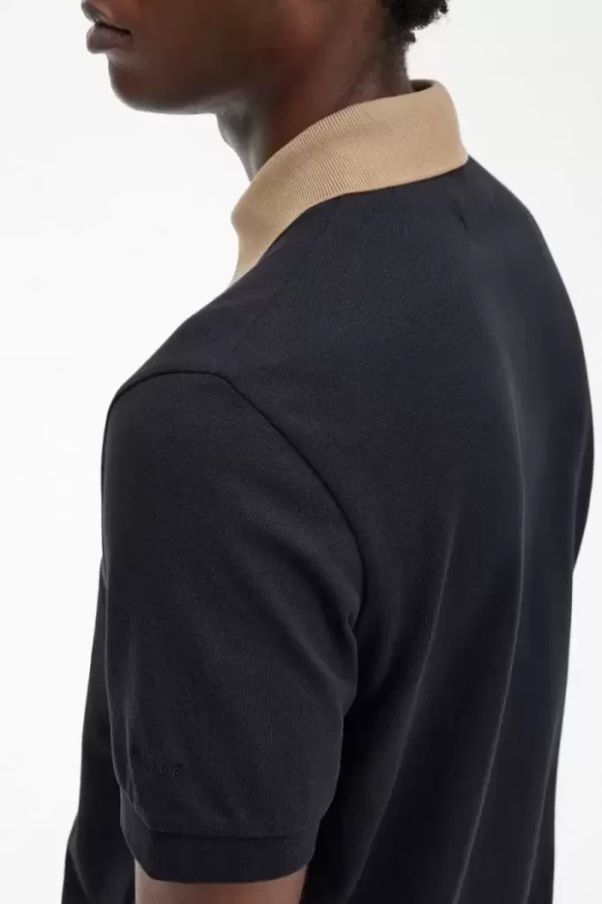 Polo de hombre con cuello en contraste