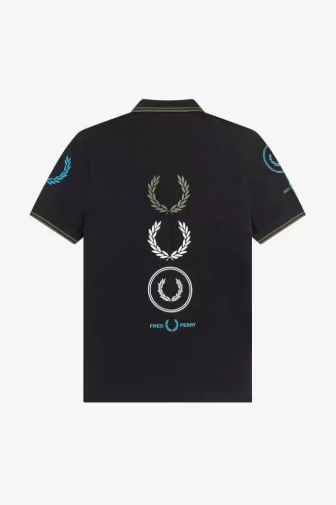 Polo de marca gráfica para hombre