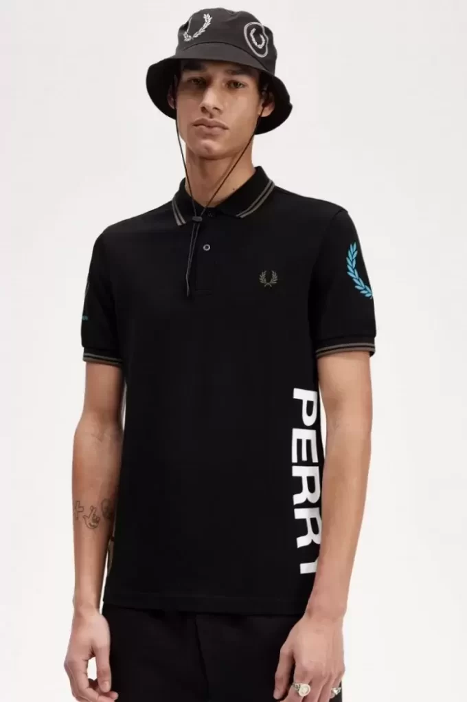 Polo de marca gráfica para hombre