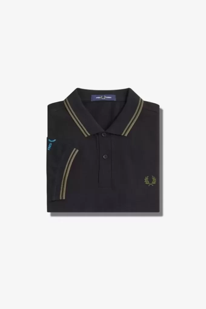 Polo de marca gráfica para hombre