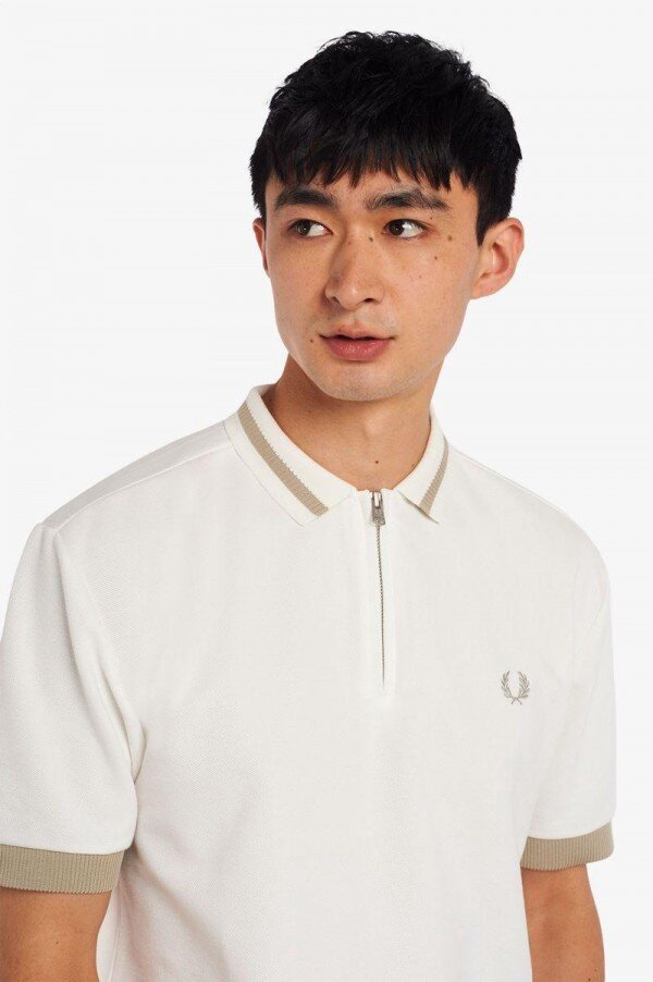 Polos con cuello con cremallera Polos con cuello con cremallera