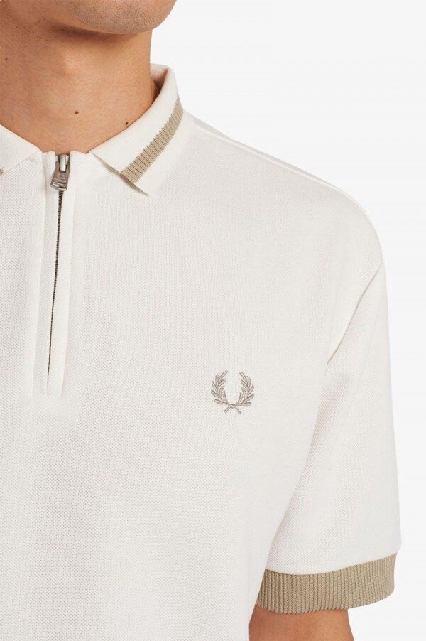 Polos con cuello con cremallera Polos con cuello con cremallera