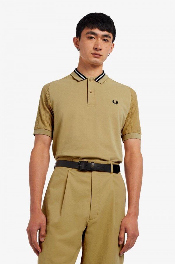 Polos con mangas raglán Polos con mangas raglán