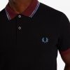 Polos con ribete de teñido espacial