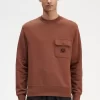 Sudadera de cuello redondo con detalle de insignia para hombre Sudadera de cuello redondo con detalle de insignia para hombre