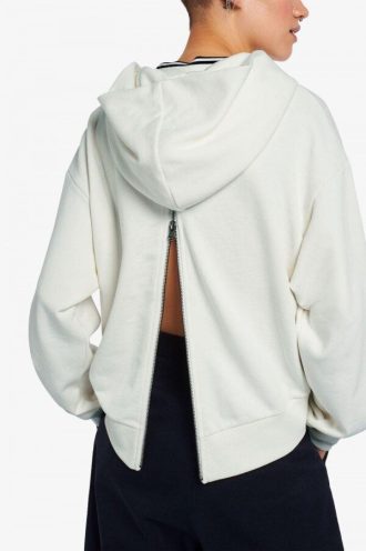 Sudaderas con capucha y detalle de cremallera