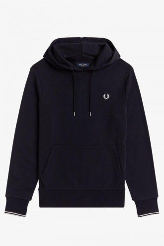 Sudaderas con capucha y punta