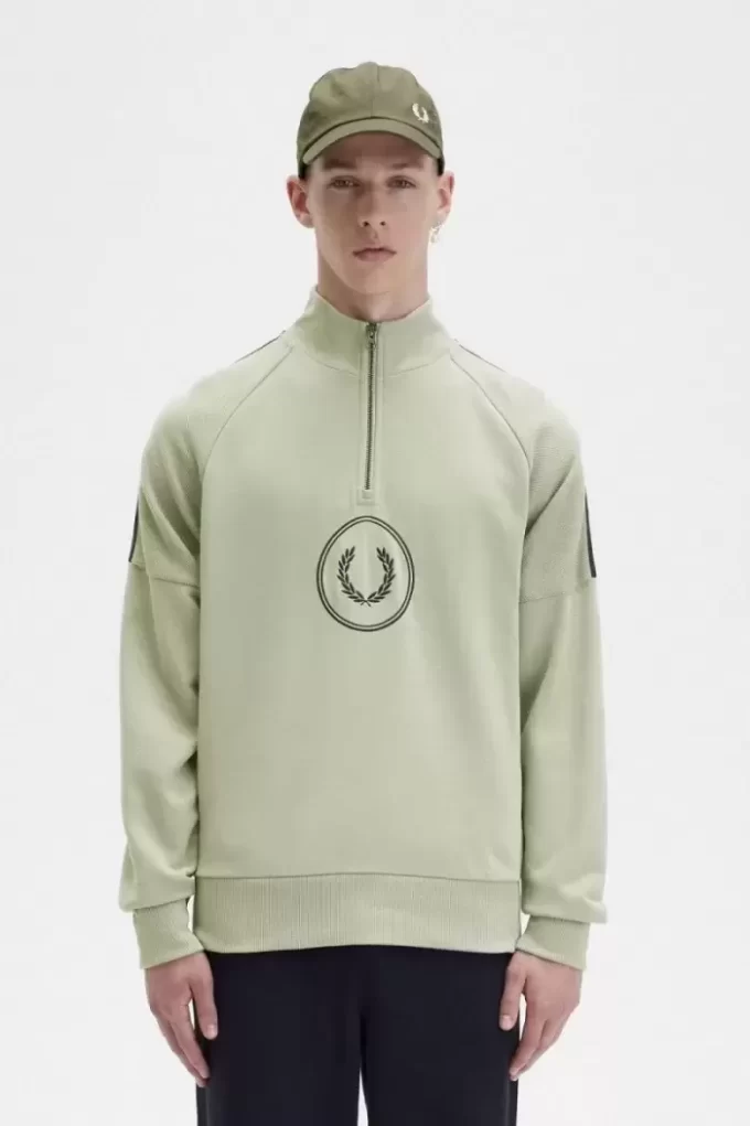 Sudaderas con media cremallera para hombre con la marca Circle Sudaderas con media cremallera para hombre con la marca Circle