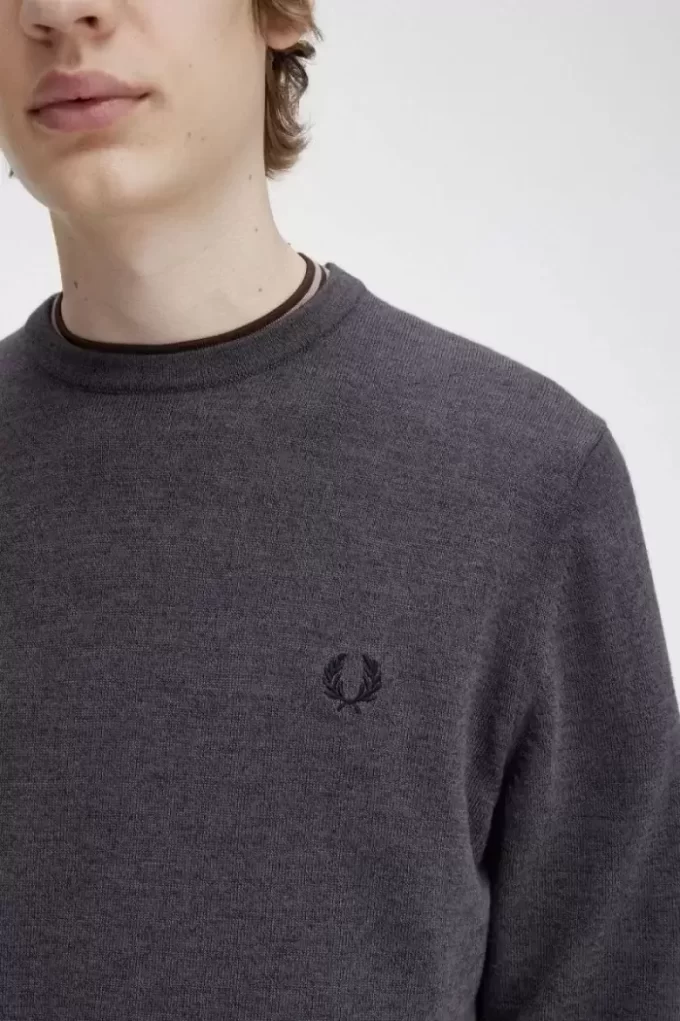 Suéter clásico de cuello redondo para hombre Suéter clásico de cuello redondo para hombre