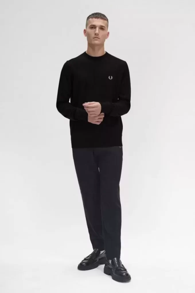 Suéter clásico de cuello redondo para hombre Suéter clásico de cuello redondo para hombre