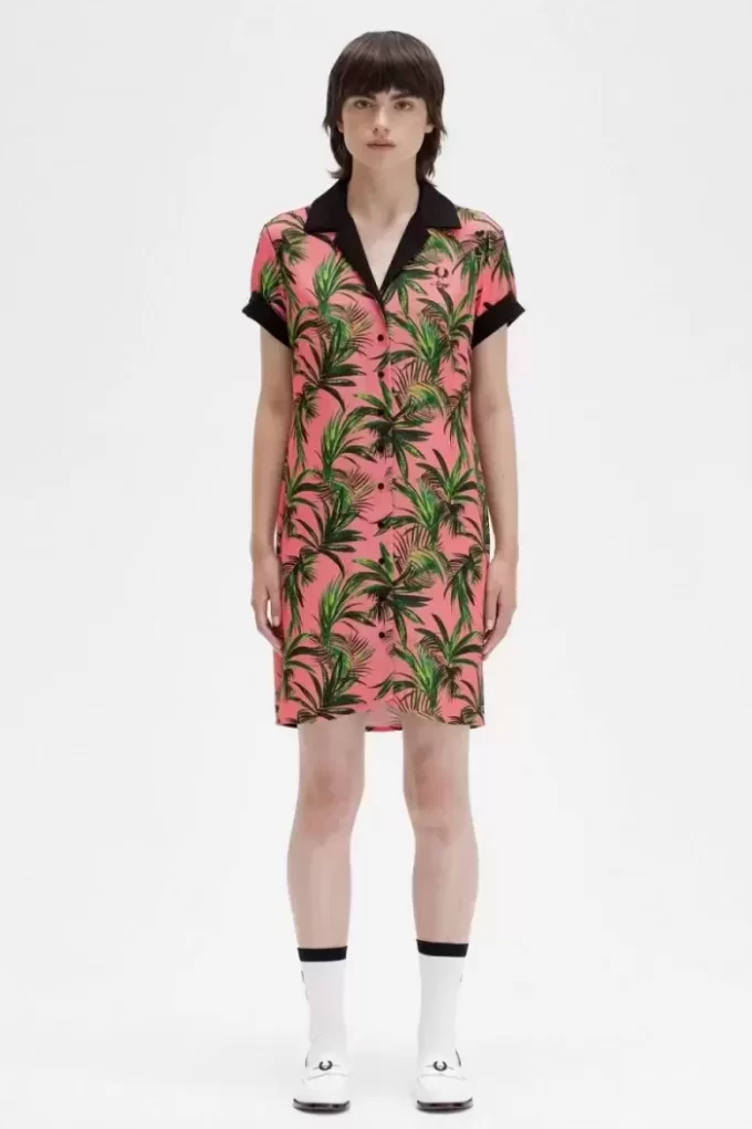 Vestido camisero con estampado de palmeras para mujer