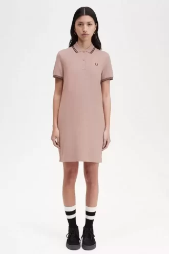 Vestido de mujer con camisa con ribete doble Vestido de mujer con camisa con ribete doble
