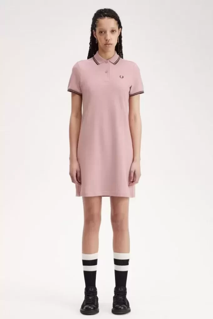 Vestido de mujer con camisa con ribete doble Vestido de mujer con camisa con ribete doble