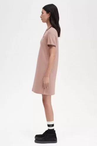 Vestido de mujer con camisa con ribete doble Vestido de mujer con camisa con ribete doble