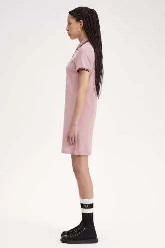 Vestido de mujer con camisa con ribete doble