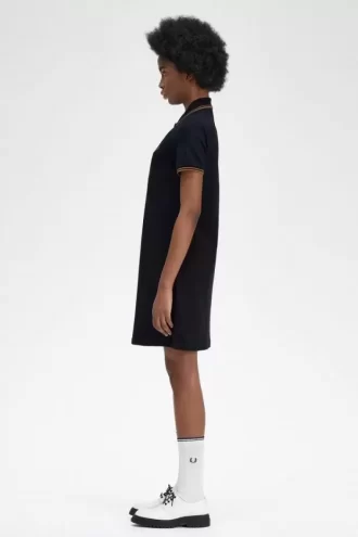 Vestido de mujer con camisa con ribete doble