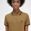 Vestido de mujer con camisa con ribete doble Vestido de mujer con camisa con ribete doble