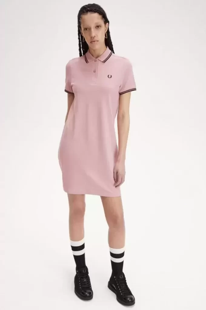 Vestido de mujer con camisa con ribete doble Vestido de mujer con camisa con ribete doble