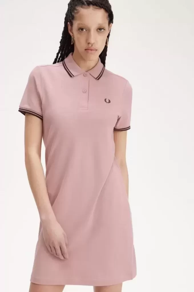 Vestido de mujer con camisa con ribete doble Vestido de mujer con camisa con ribete doble