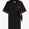 Vestido de mujer con camisa de bolos Vestido de mujer con camisa de bolos