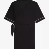 Vestido de mujer con camisa de bolos Vestido de mujer con camisa de bolos