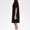Vestido de mujer con camisa de piqué con ribete Vestido de mujer con camisa de piqué con ribete