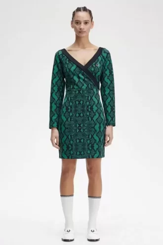 Vestido de mujer con estampado de serpiente y hombros descubiertos Vestido de mujer con estampado de serpiente y hombros descubiertos