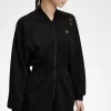 Vestido de mujer con mono y cremallera Vestido de mujer con mono y cremallera