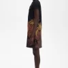 Vestido de mujer de piqué con estampado de palmeras Vestido de mujer de piqué con estampado de palmeras