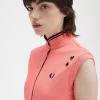 Vestido de mujer de piqué con ribete estampado Vestido de mujer de piqué con ribete estampado