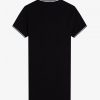 Vestido Fred Perry con ribetes gemelos Vestido Fred Perry con ribetes gemelos