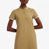 Vestido Fred Perry con ribetes gemelos Vestido Fred Perry con ribetes gemelos