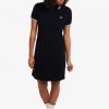 Vestido Fred Perry con ribetes gemelos Vestido Fred Perry con ribetes gemelos