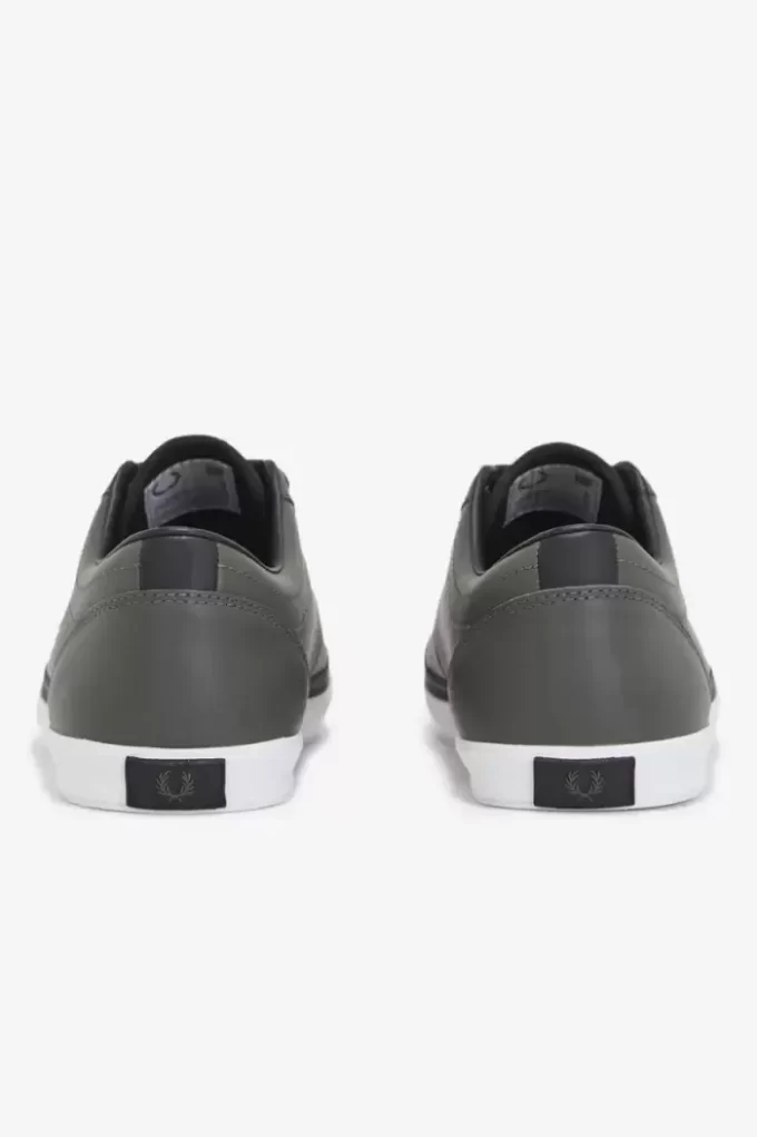 Zapatillas de tenis perforadas Baseline para hombre